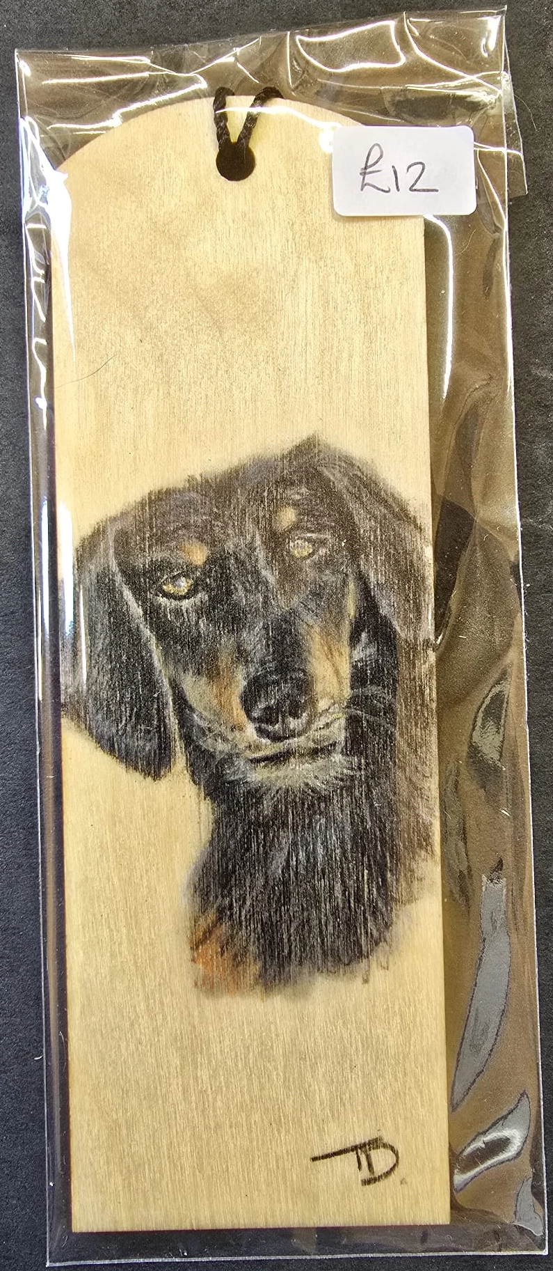 Wooden-bookmark-dog-3